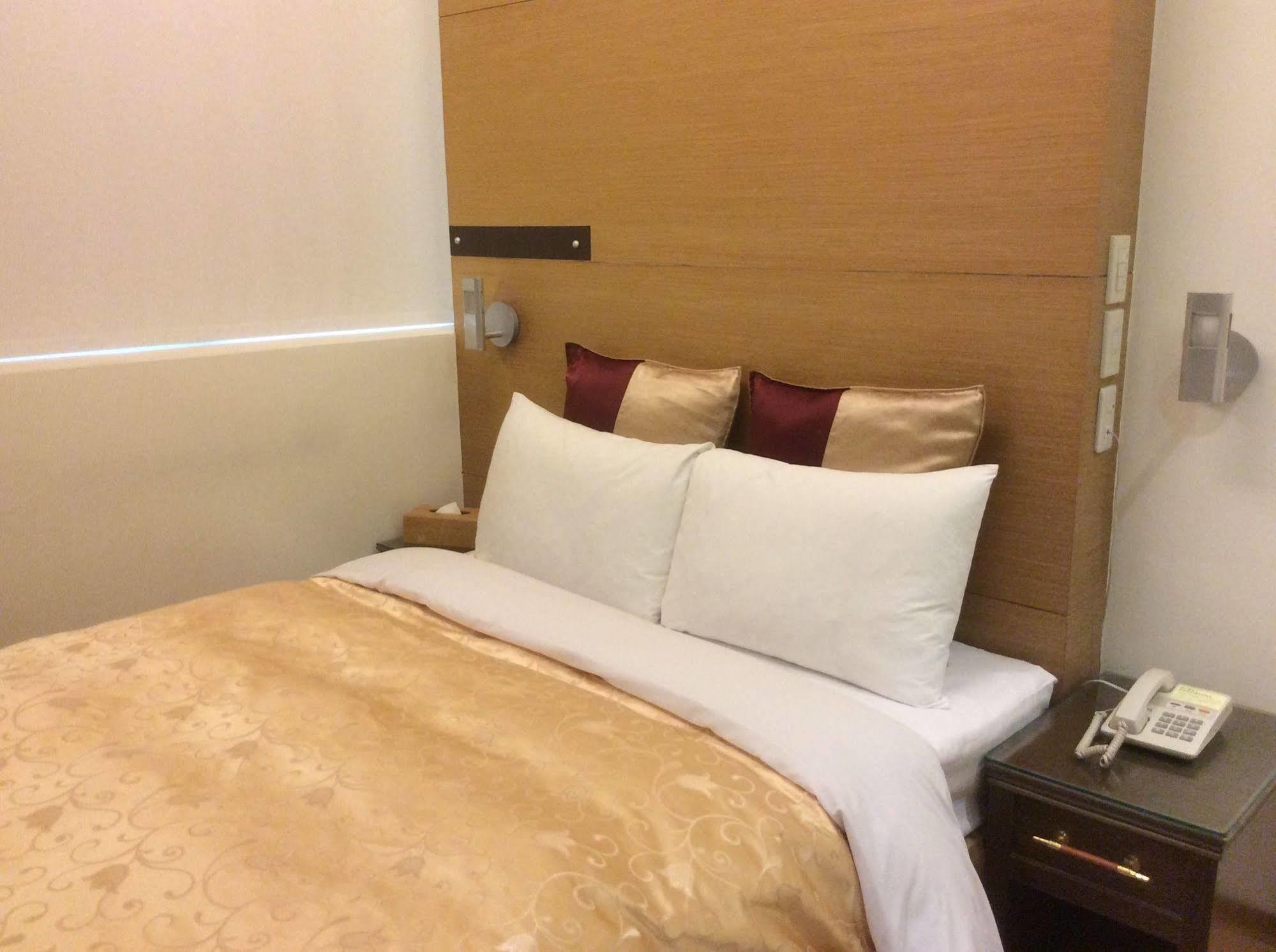 紫園旅社purple Garden Hotel Тайпей Екстериор снимка